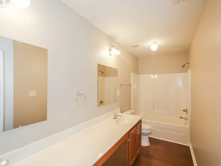 10108 Nolton Cir — Photo 11