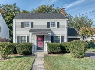 741 S Quaker Ln, West Hartford, CT 06110
