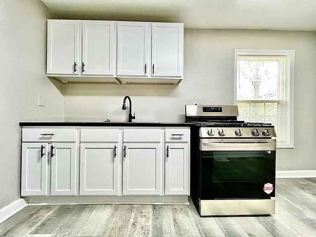 511 Emily Pl NW — Photo 6
