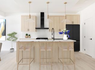 4132 208th St NW, Edmonton, AB T6M2P5