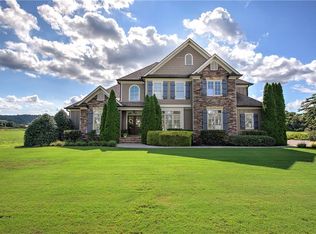 44 River Shoals Dr SE, Cartersville, GA 30120