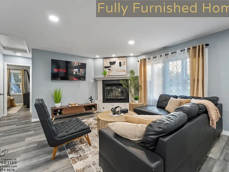 1705 S Highland Ave — Photo 1