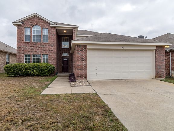 3rd image of 913 Bens Dr