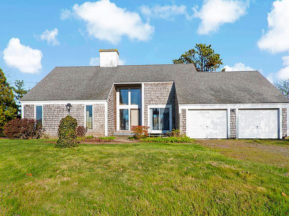3rd image of 156 Waterside Drive