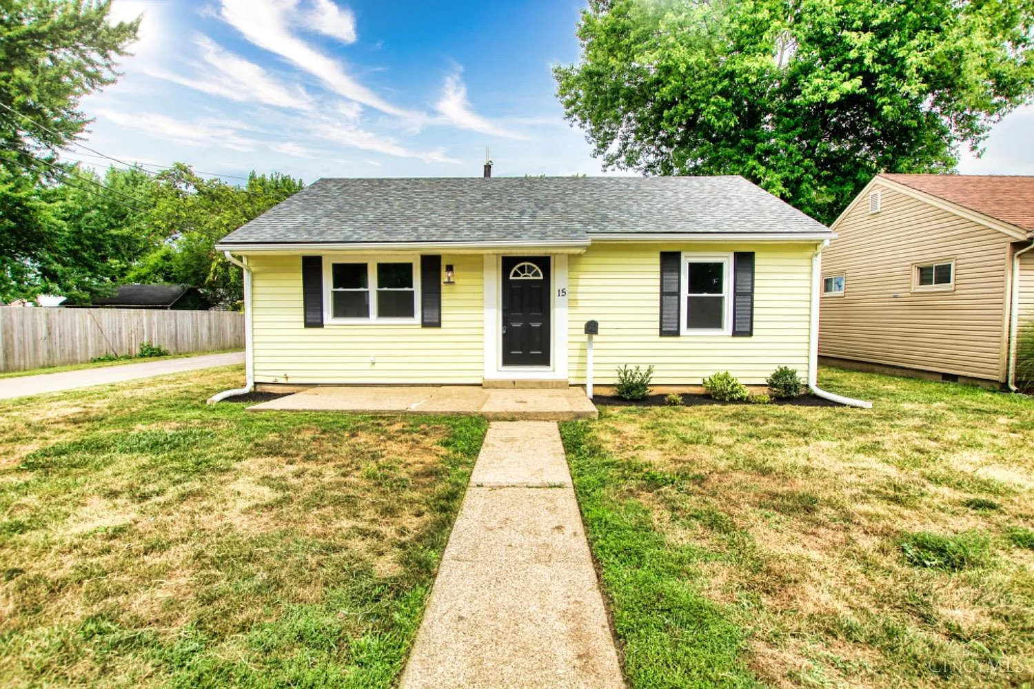 15 Chestnut St photo 1