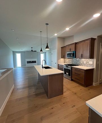 3rd image of 1730 Millstone Dr