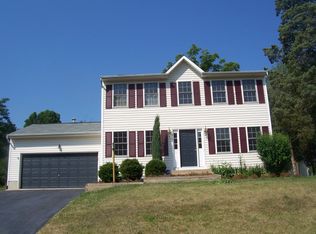 3812 Overview Dr, Fredericksburg, VA 22408