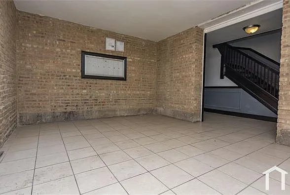 7633 S East End Ave #2E — Photo 5
