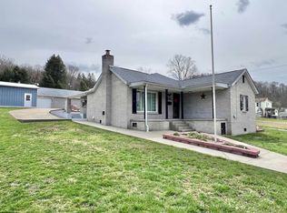 762 Pearl St, Grafton, WV 26354