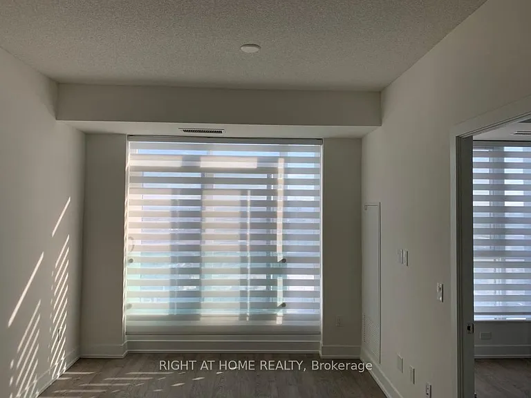 7 Mabelle Ave #4001 — Photo 24