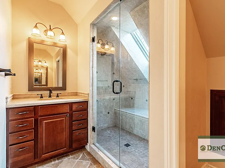 167 W Archer Pl — Photo 17