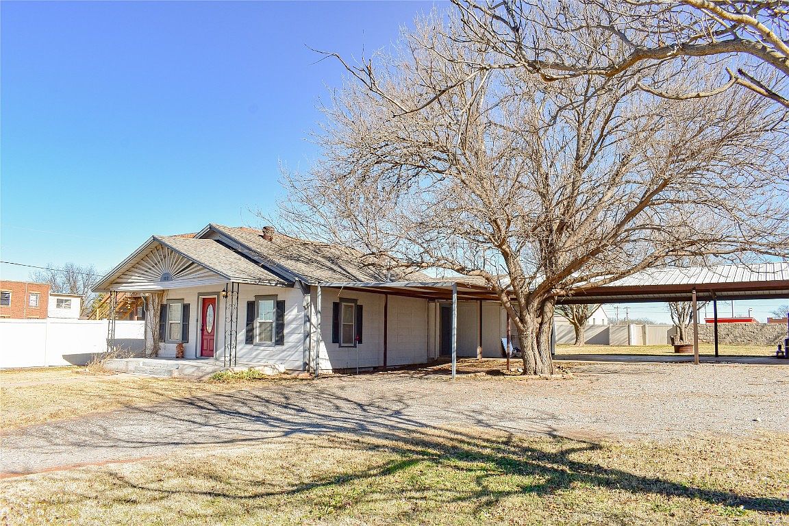 1112 N 5th St, Sayre, OK 73662 Zillow
