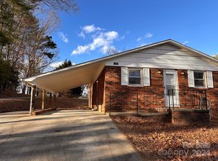 3362 Ivey Stine Rd, Lenoir, NC 28645