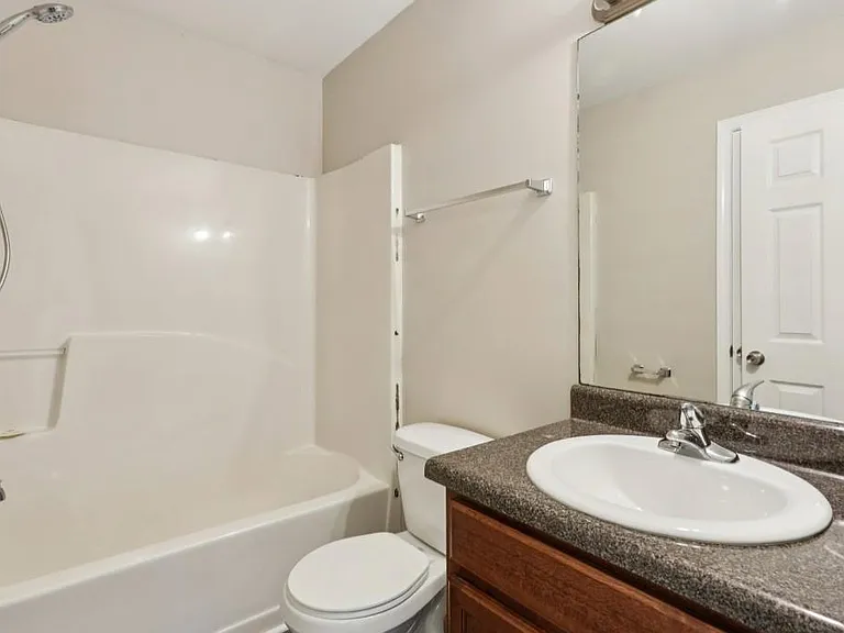 739 Prince Pl NW — Photo 29