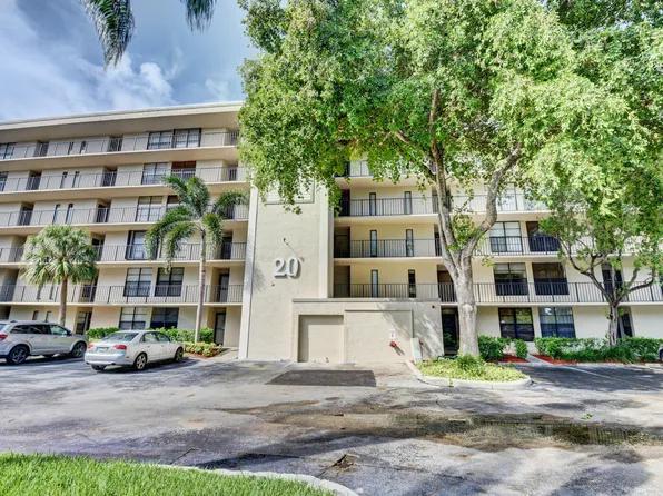 20 Royal Palm Way #602, Boca Raton, FL 33432