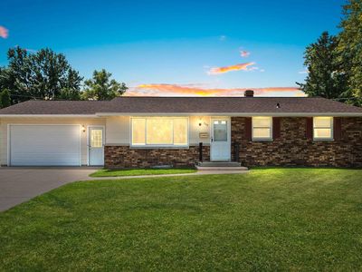 708 E Saint Joseph St, Green Bay, WI, 54301