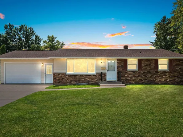 708 E Saint Joseph St, Green Bay, WI 54301