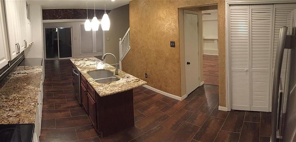 1st image of 1359 Honeysuckle Ln