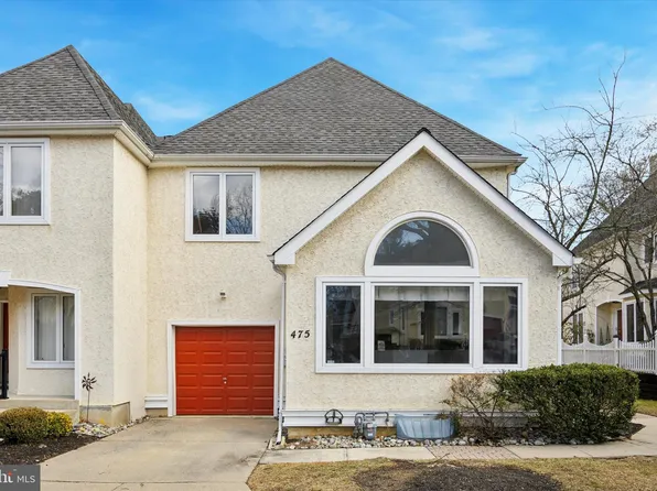 475 Brittany Ln, Cherry Hill, NJ 08003
