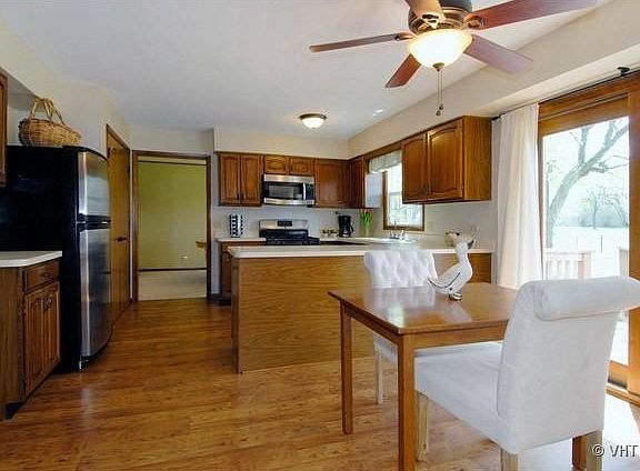 3rd image of 416 Westglen Dr