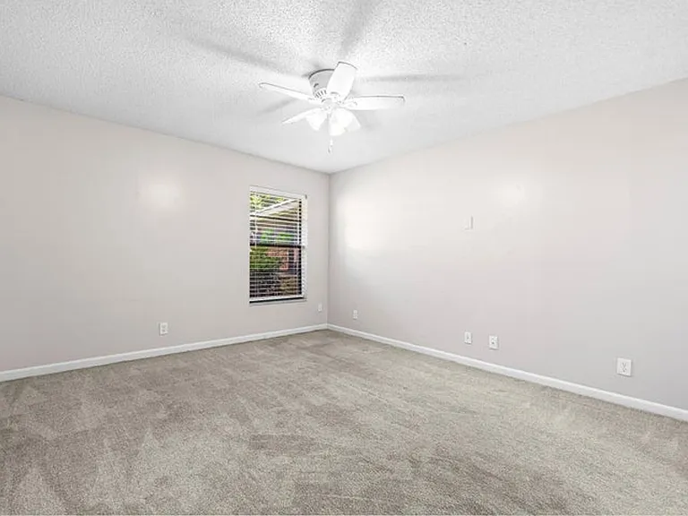 5335 Havasu Ct — Photo 14