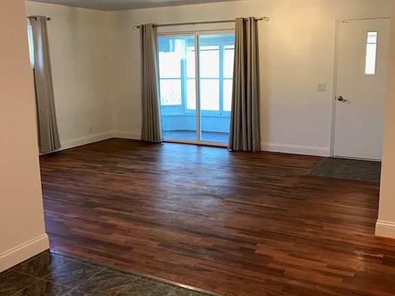 4th image of 9516 Bedford Ave
