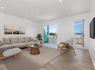 10928 S Inglewood Ave #302, Inglewood, CA 90304