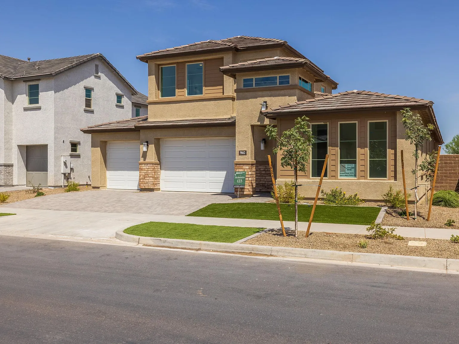 5 bed, 2945 sqft, $3,700 — Photo 1