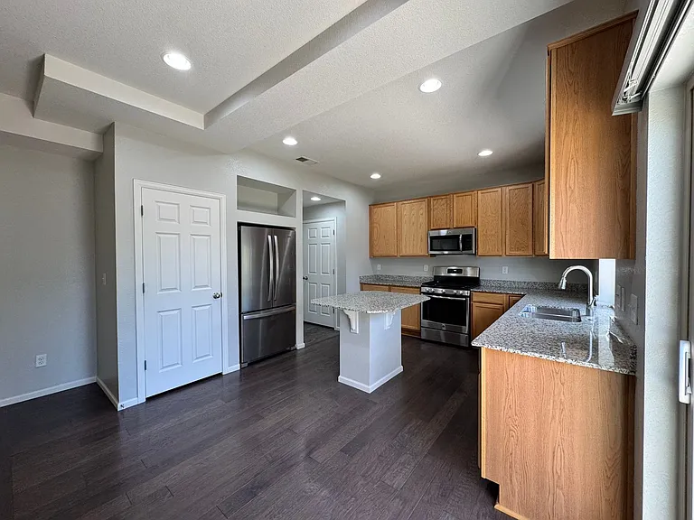 9093 Pacific Crest Dr — Photo 12