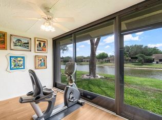 8286 Springlake Dr, Boca Raton, FL 33496