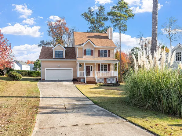 100 Hickory Glen Ln, Holly Springs, NC 27540