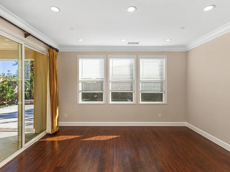 2854 Alamitos Rd — Photo 16