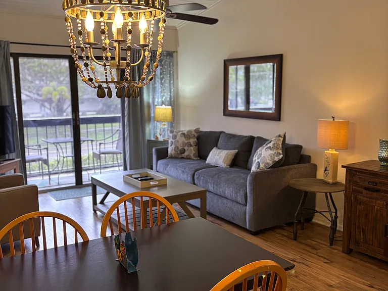 20 Greenbrier St #208 — Photo 4