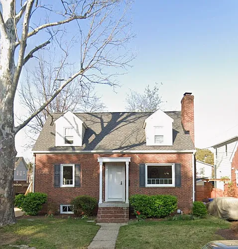 721 N Edison St Photo 1