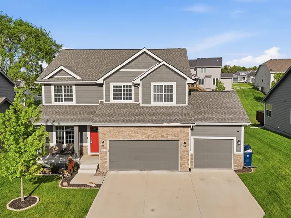 5421 150th St, Urbandale, IA 50323