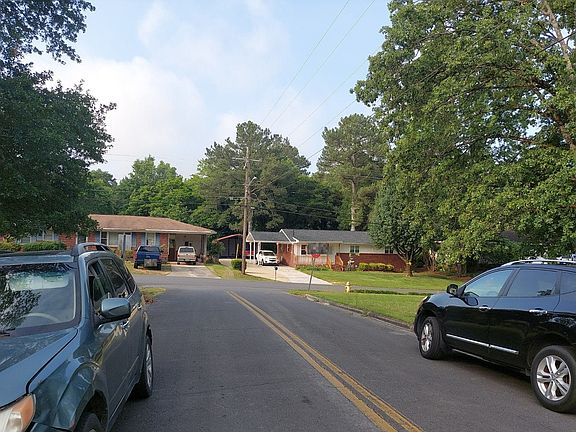 5th image of 119 Chief Vann Dr SW