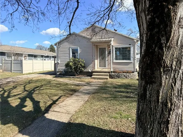 1512 Pine St, Zanesville, OH 43701