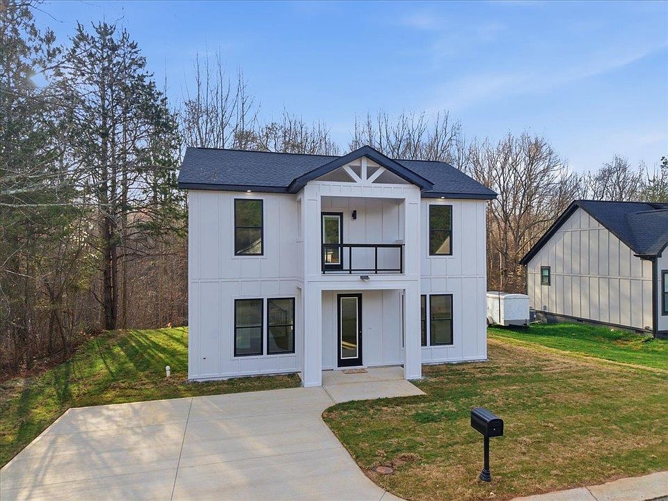 1st image of 104 Backwater Way