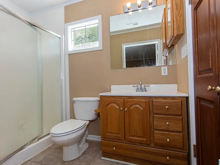 1612 Glenwood St NW — Photo 20