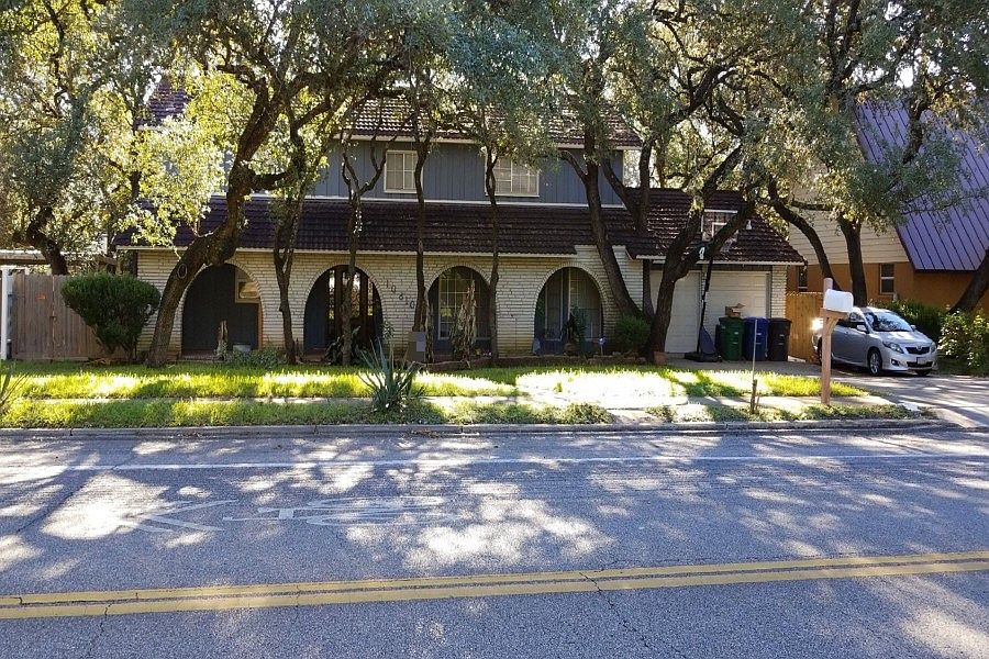 1st image of 10810 Dreamland Dr
