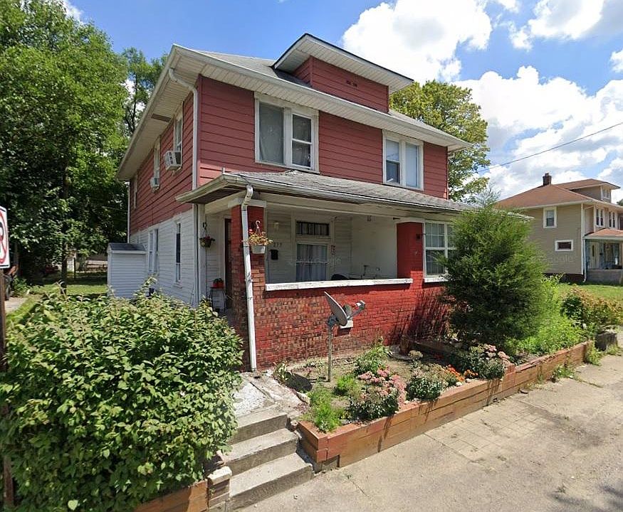 1st image of 255 N Gray St