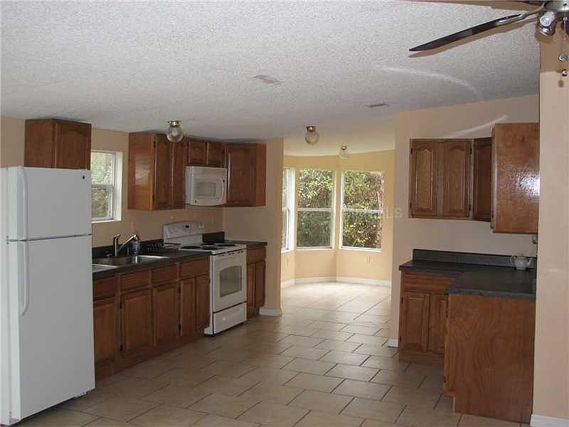 2nd image of 38530 County Road 439