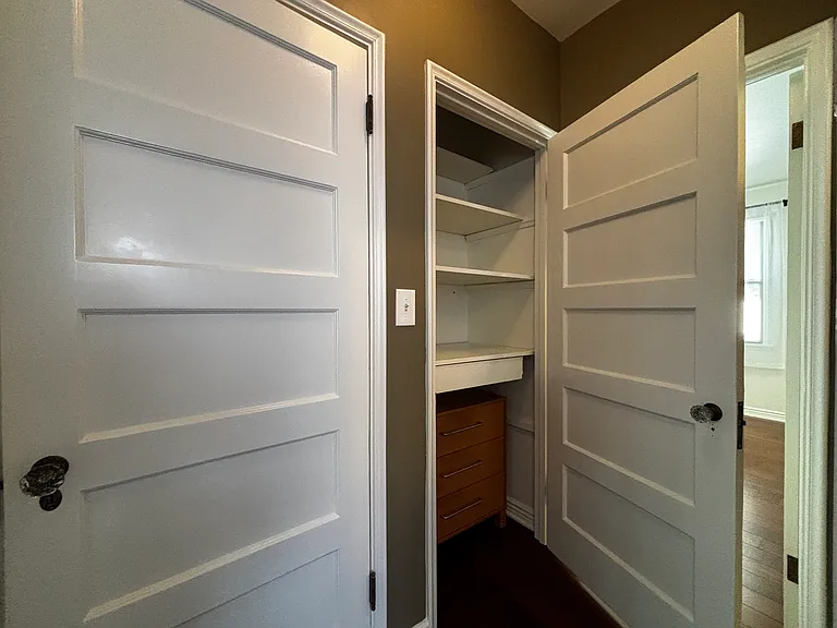 1151 Heather Sq — Photo 24