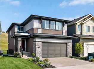 24 SW Cranbrook Cpe SE, Calgary, AB T3M3L5