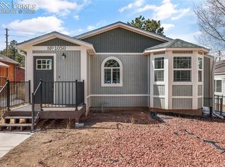 1050 Sundance St, Woodland Park, CO 80863