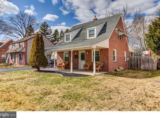 842 Wyndom Ter, Secane, PA 19018