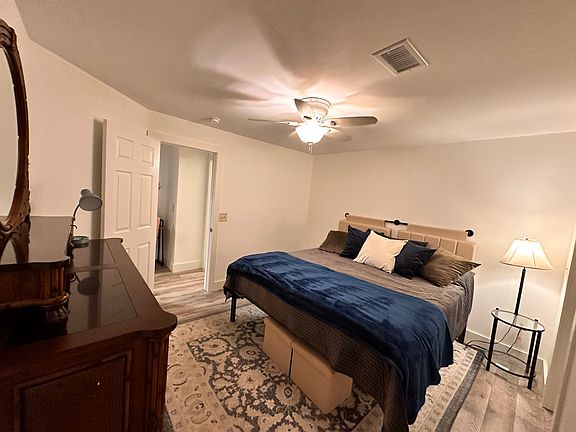 5th image of 380 Marshland Rd APT C32