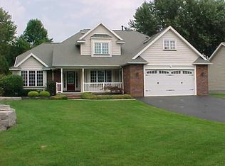 76 Amy Ln, Rochester, NY 14626