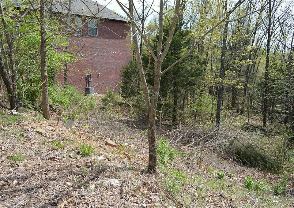 2nd image of 169 N Skyview Ln