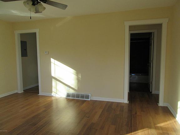 2nd image of 527 W Florence Ave